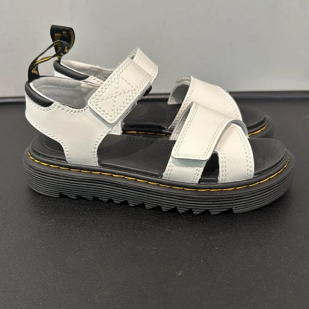 Dr. Martens Vossie Kids White T Lamper Leather Sandals Size 1 New